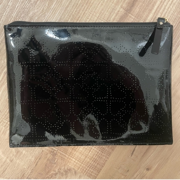 LIKE NEW Kate Spade Metro Spade Zip Pouch, Black Perforated hearts - Picture 6 of 12